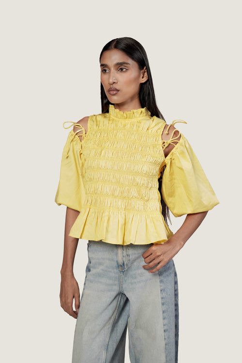 SMOCKED DETAIL PEPLUM TOP
