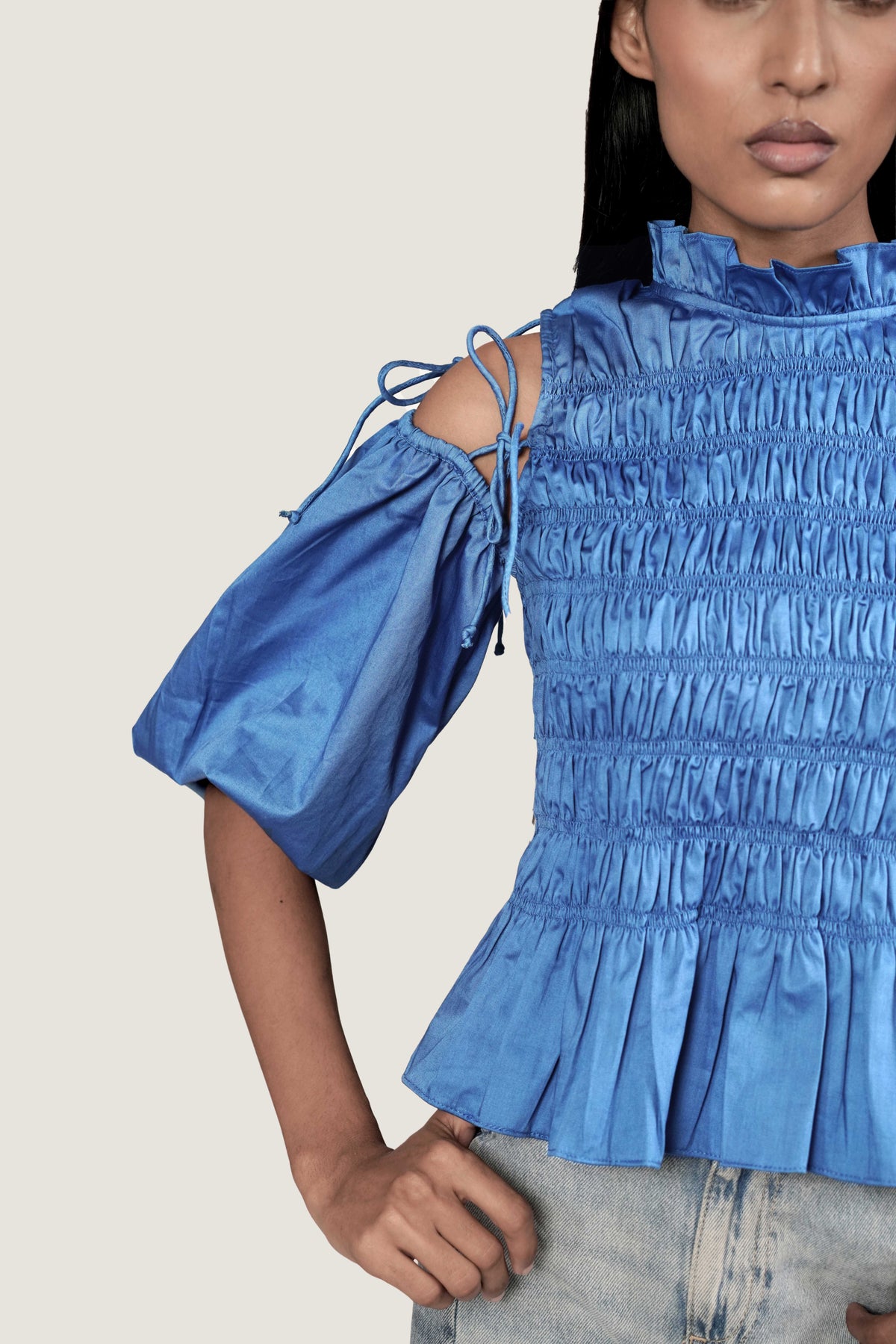 SMOCKED DETAIL PEPLUM TOP