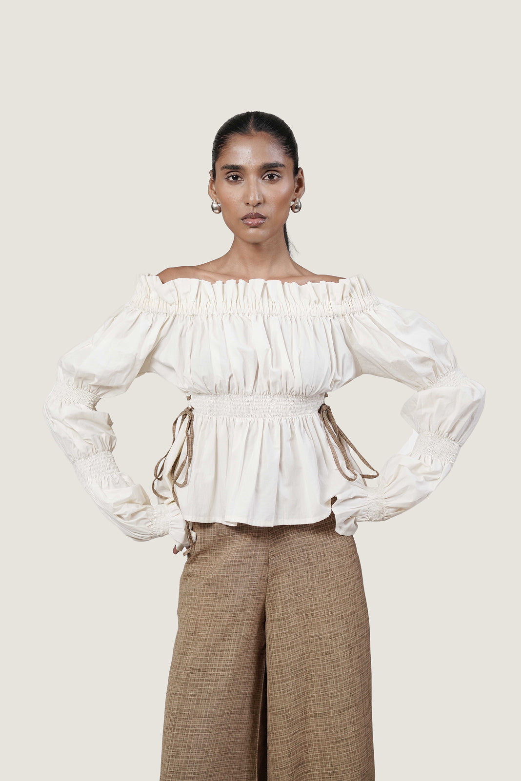 WHITE TOP WITH COFFEE PANTS CORD SET