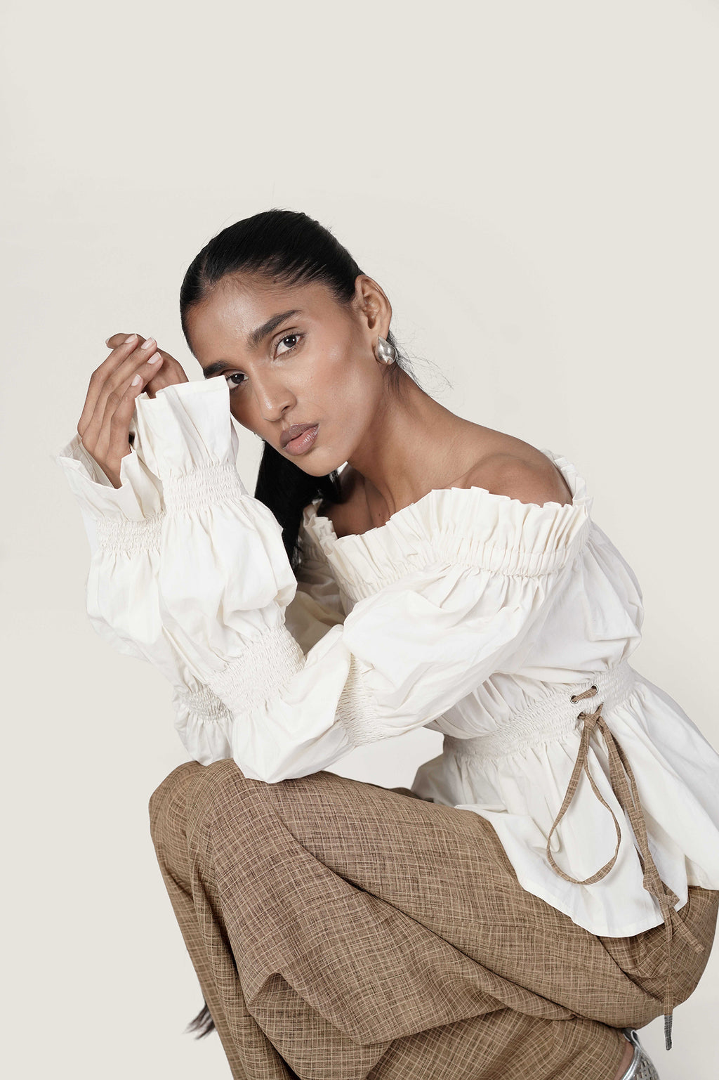 BARDOT BUBBLE SLEEVE TOP