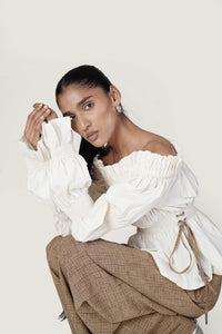 BARDOT BUBBLE SLEEVE TOP