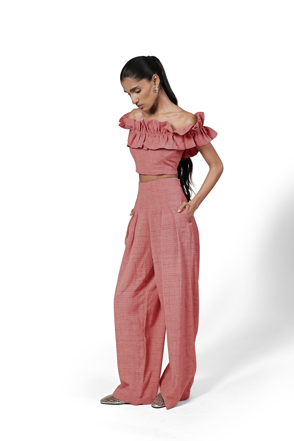 PLEATED WIDE LEG TROUSERS