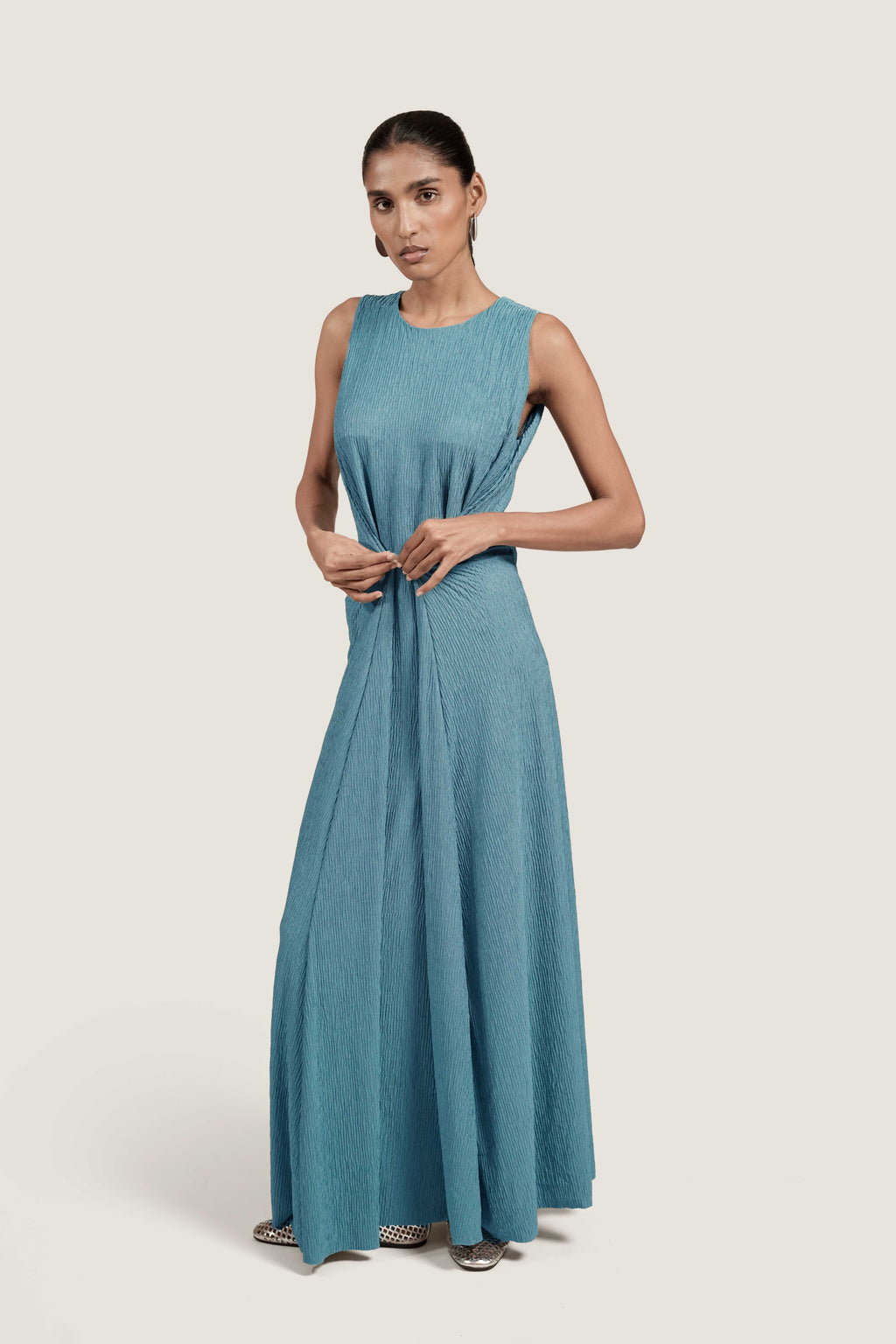 FITTED A LINE TEAL DRESS