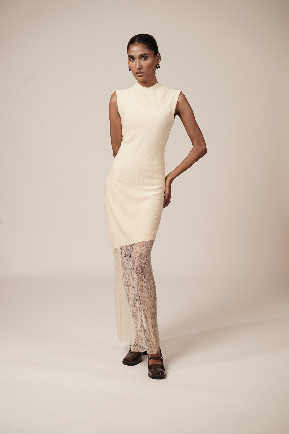 FITTED ASYMMETRIC LACE DRESS