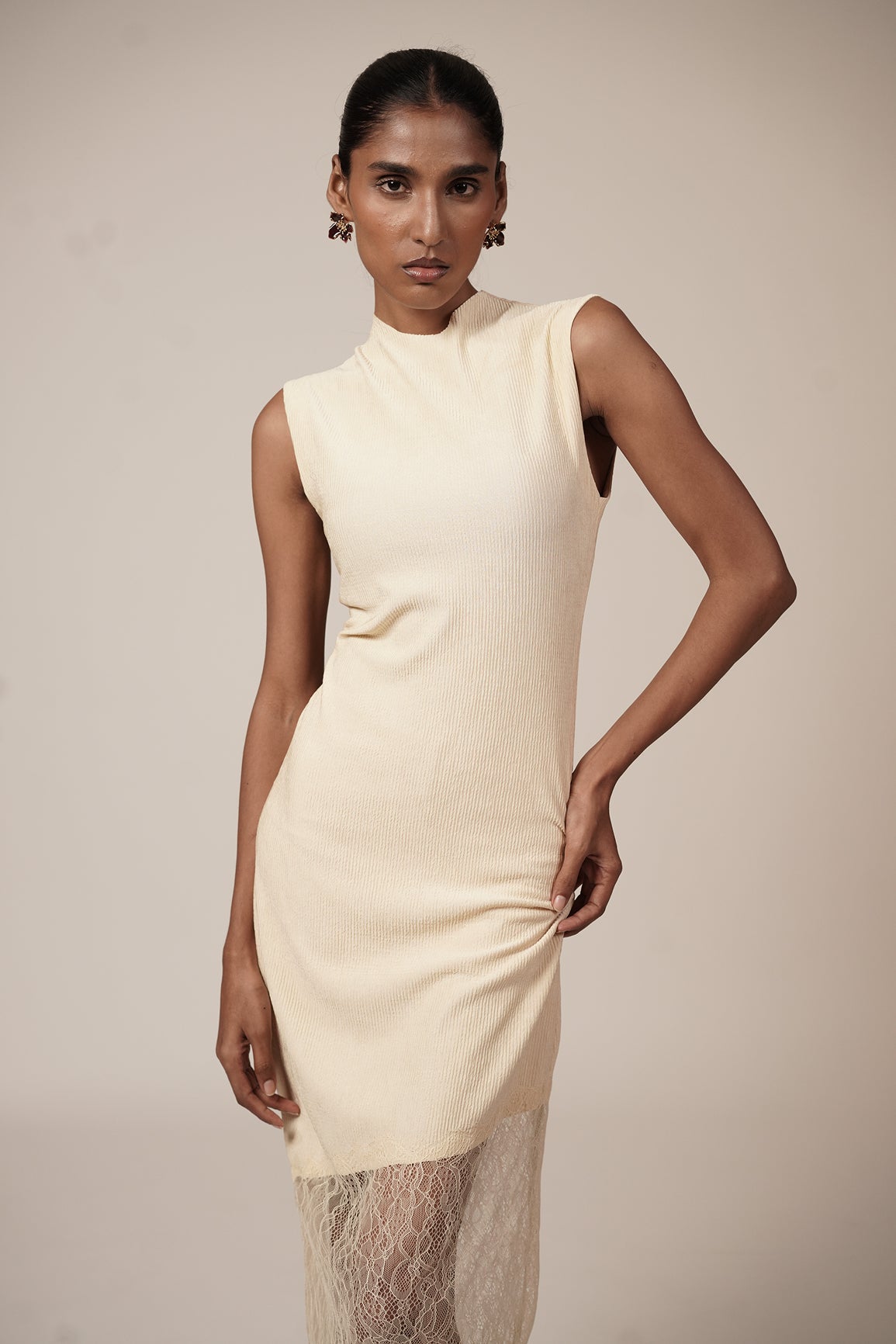 FITTED ASYMMETRIC LACE DRESS