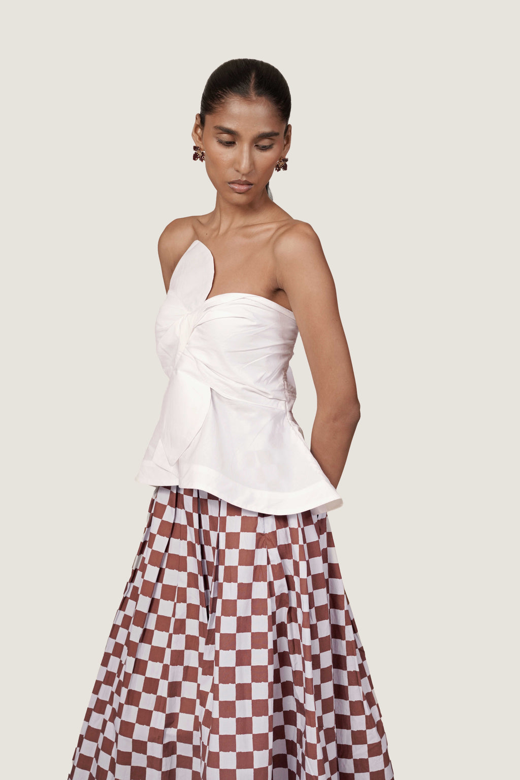 BOW WHITE BUSTIER TOP